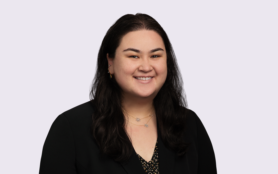 Samantha Lauring headshot