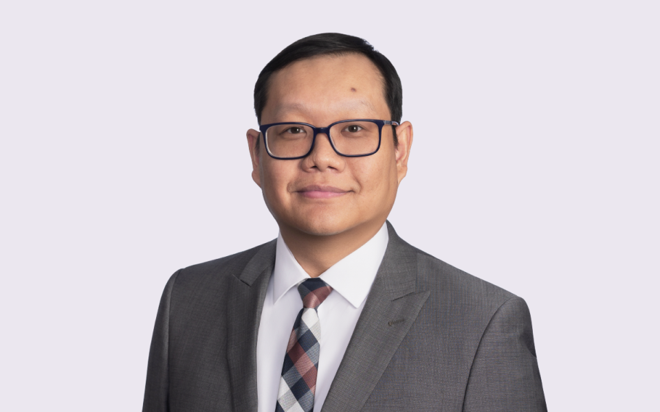 Phong Tran headshot