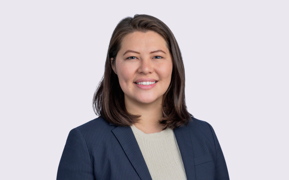 Kharis Lund headshot