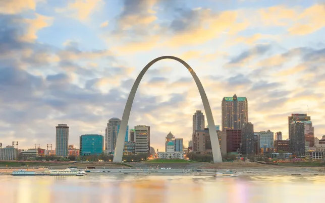 Skyline photo of St. Louis and the Gateway Arch.